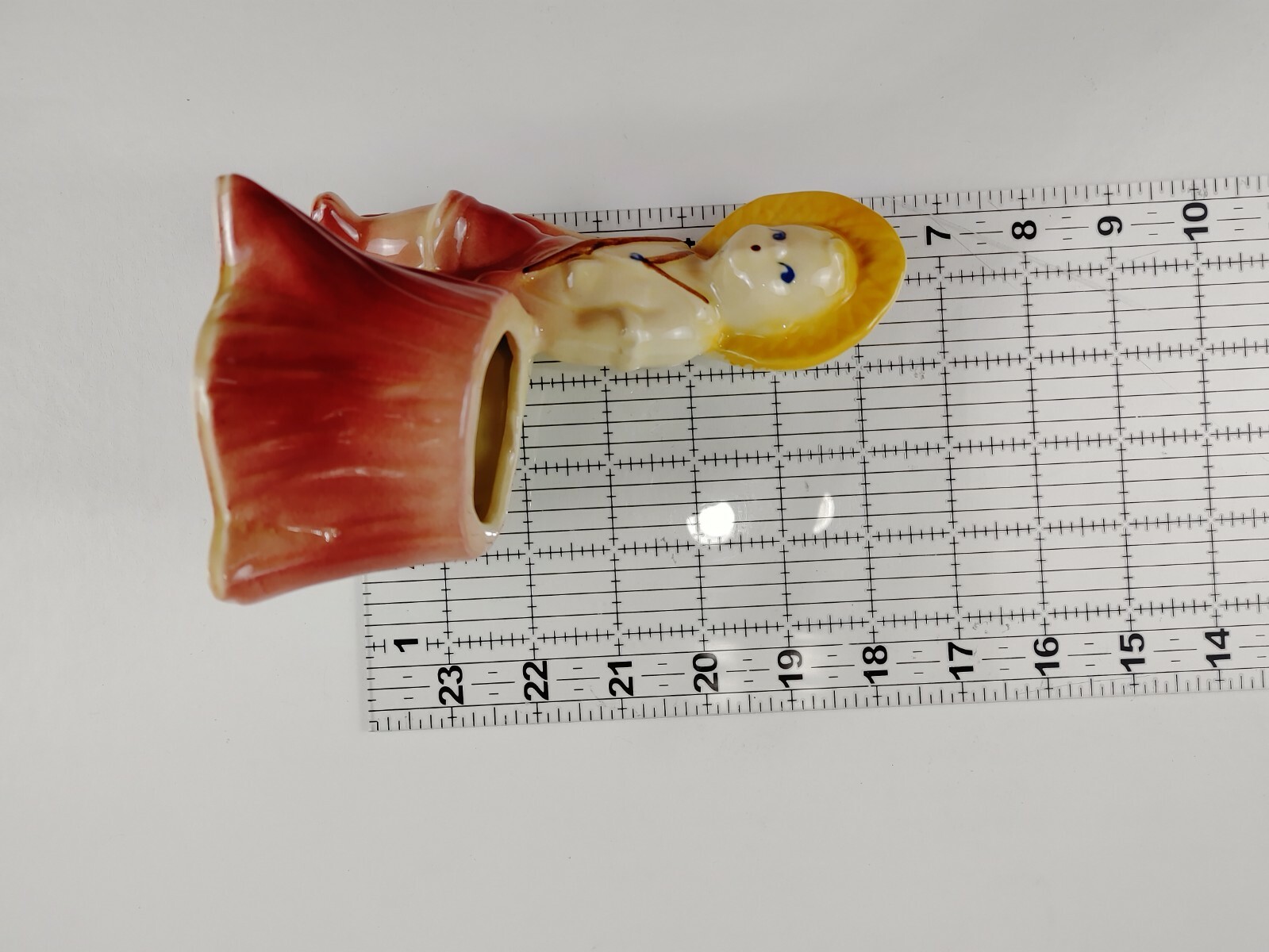 VINTAGE SHAWNEE POTTERY FISHING BOY PLANTER MARKED USA 532 NICE!