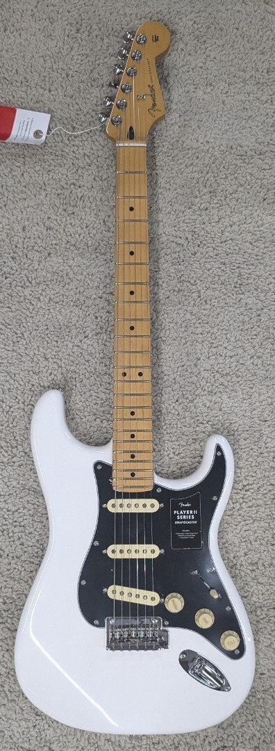 Fender Player II Stratocaster guitar, Maple Fingerboard, Polar White Finish-MIM 