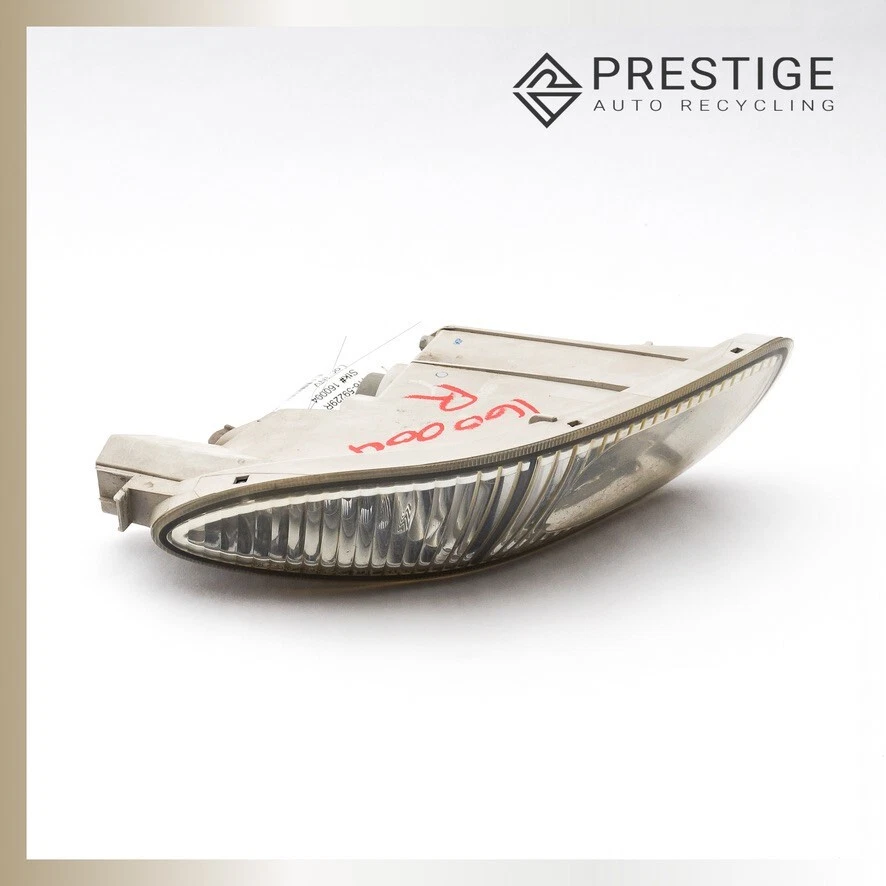 Faro antiniebla delantero derecho Infiniti I30 I35 2000-2004 26150-3Y325 OEM Foto 3 de 4