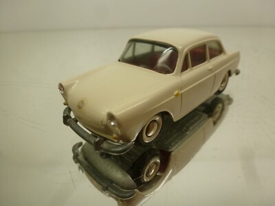 Tekno テクノ No.828 ⅤW フォルクスワーゲン1500・ 1961年式 1/43