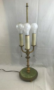 3 bulb table lamp