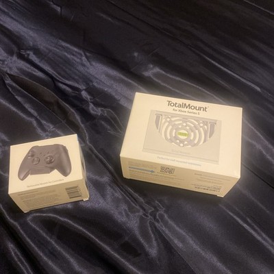 Bundle for Xbox Series S and Controllers