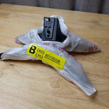 LG MEZ64114729  MEZ64114730 Stand Legs for TV's 65"  75"   NEW   NO SCREWS