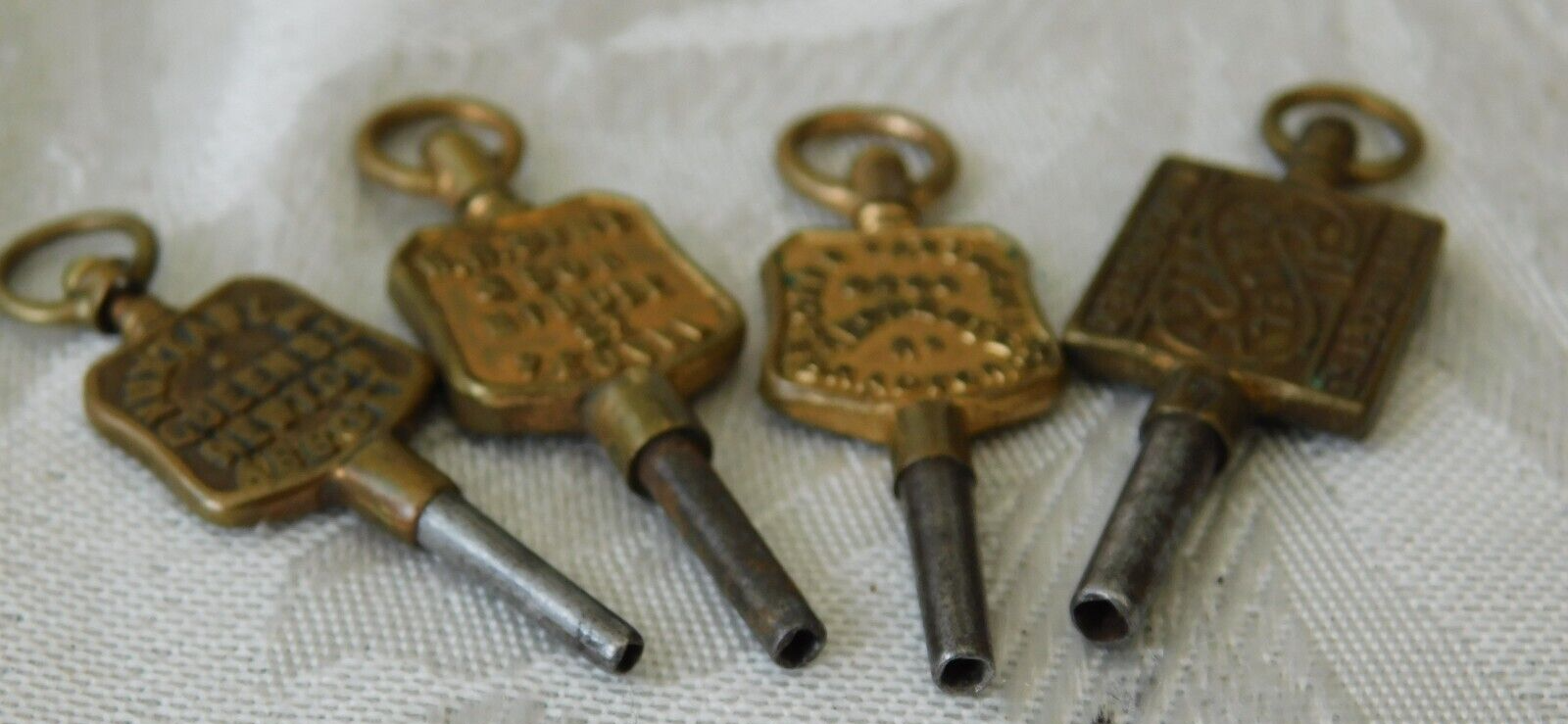 4x LOVELY VINTAGE ADVERTISING YEOVIL NEWTON ABBOTT BRADFORD POCKET