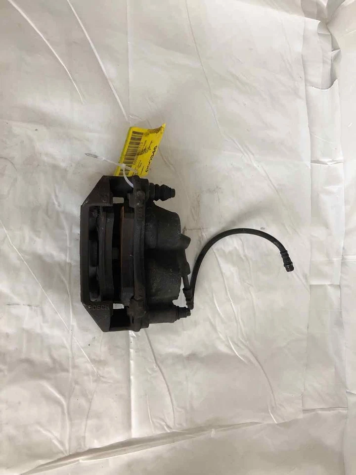 Pinza de freno de disco delantera izquierda Dodge Sprinter 3500 2002-2006 lado del conductor izquierda Foto 3 de 4