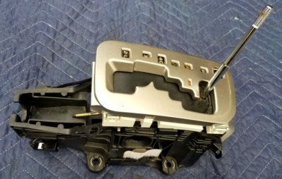 '03-05 Toyota 4Runner OEM Automatic Transmission Floor Gear Shifter Assembly 4D