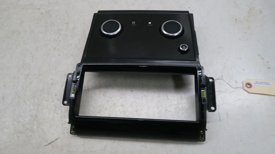 2020-2023 Land Rover Discovery OEM Dashboard Climate Control Trim 37510066AA01 - Image 3 of 4