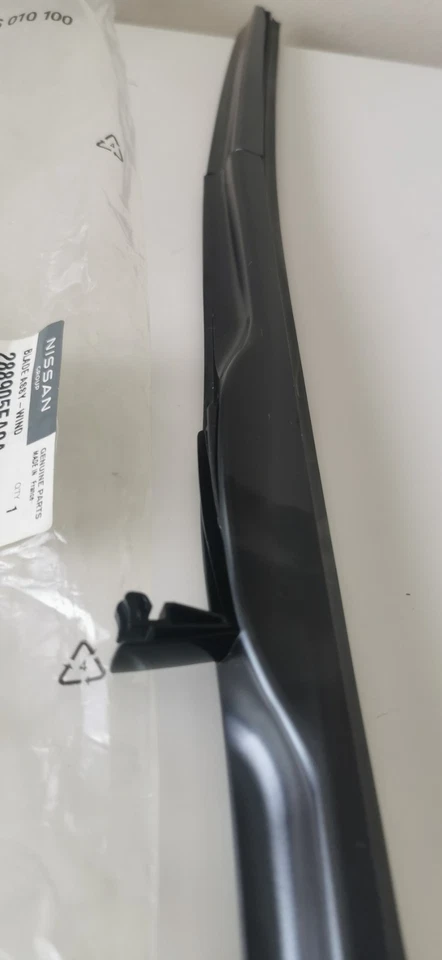 GENUINE NISSAN Wiper Blade Assy | 288905FA0A - Image 3 of 4