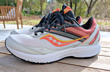 Saucony Ride 15 Women  s Running Shoes Size 9.5 Comfort Shoe Athletic Sneakers