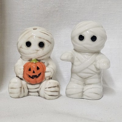 Halloween Cracker Barrel Mummy Salt & Pepper Shaker New Halloween26* T-177 1