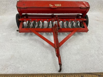 Vintage Eska Tru Scale Carter Red Grain Drill 1:16 scale 1950 s