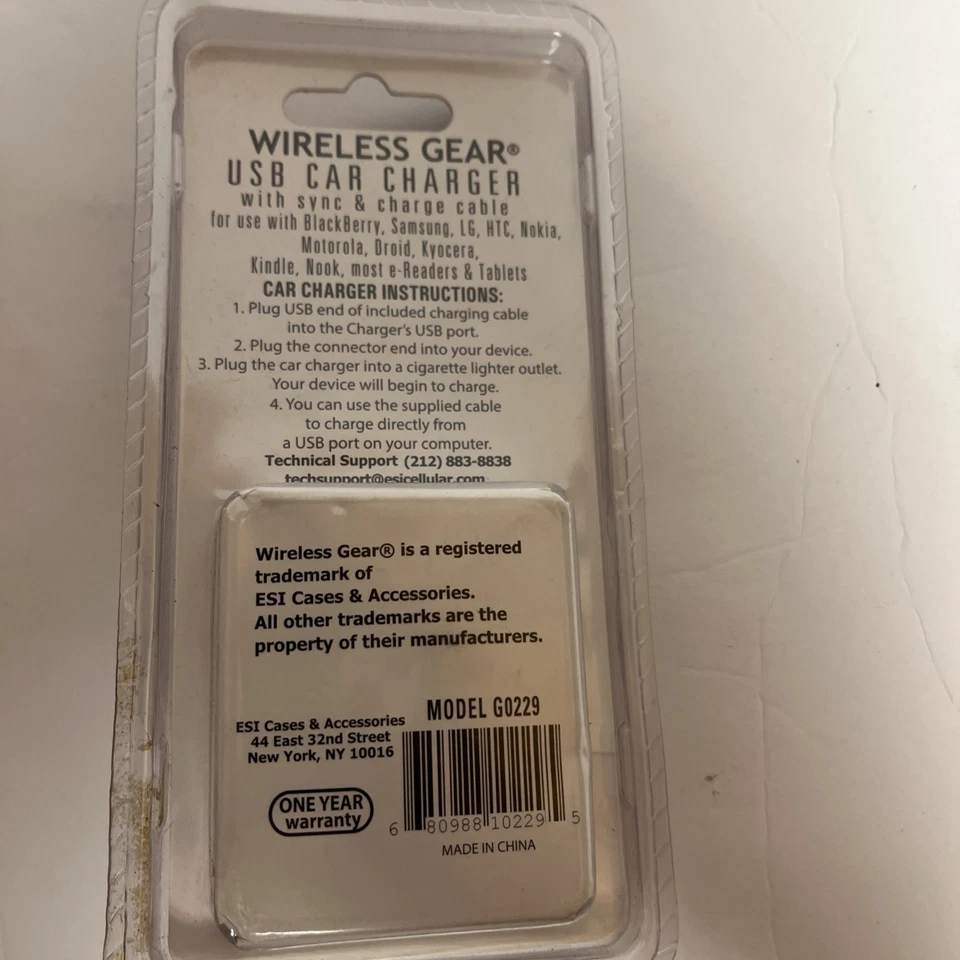 Wireless Gear Dual USB Car Charger With sync and charge cable #G0229 - Image 2 of 2