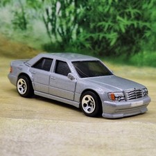Hot Wheels Mercedes 500E Diecast Model Car 1/64 (15) Excellent Condition