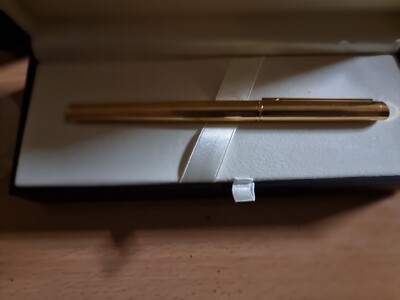 Boxed Vintage Gemline Alfred Dunhill Fountain Pen. Neu - Altbestand. Nie benutzt