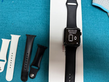 Apple Watch Series 3 42mm, Edelstahl, Saphirglas.