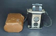 Brownie Reflex Synchro Model with Case - Untested. Vintage