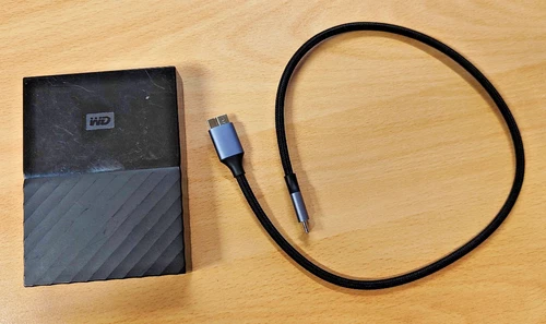 Western Digital WD My Passport externe Festplatte 4 TB, USB 3.0, S.M.A.R.T. 100%