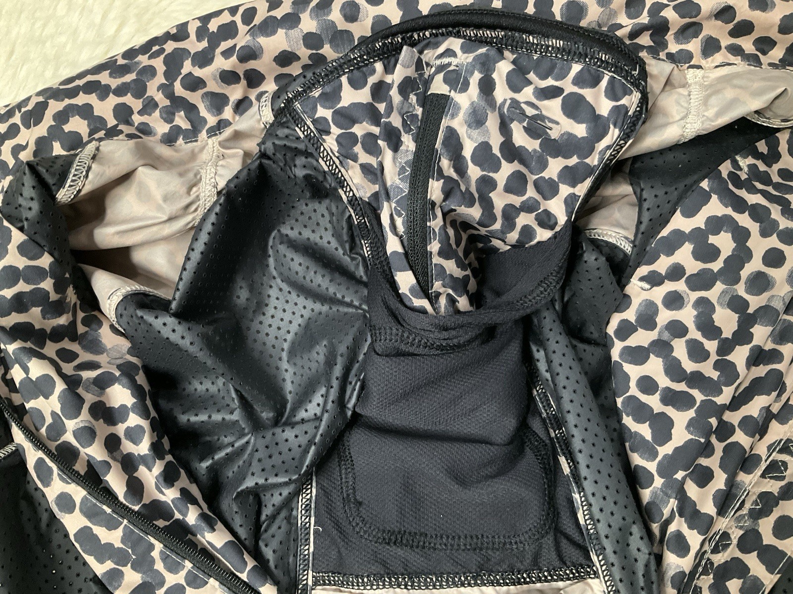 Lululemon Back Pack It Jacket Packable Run Light … - image 18
