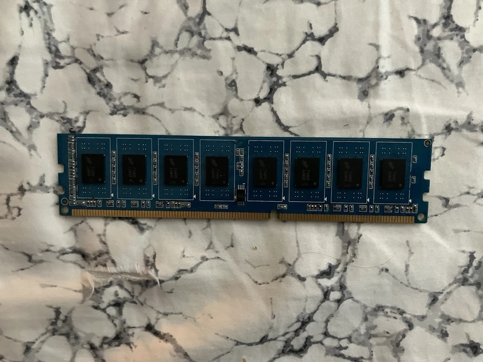 HP 662609-571 4GB 2RX8 PC3 12800E ECC Memory Module - Image 2 of 2