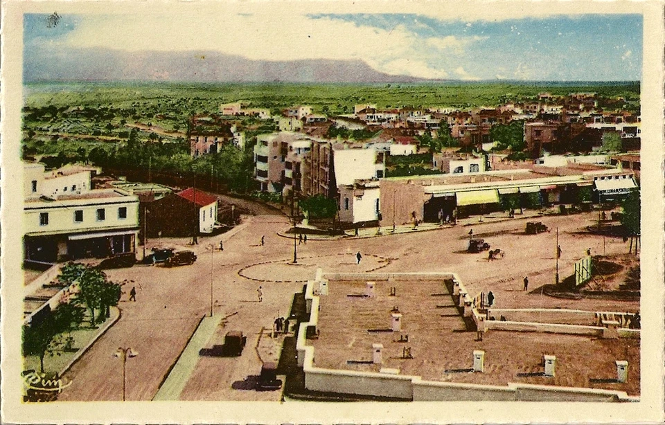CARTE POSTALE AFRIQUE MAROC MEKNES VUE GENERALE VILLE NOUVELLE ET CARREFOUR - Photo 1/1