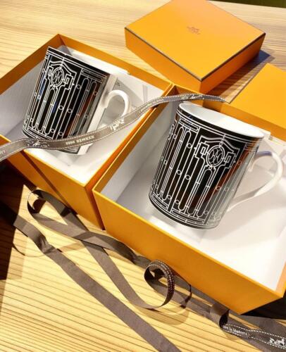 Hermes H Deco Pair of Porcelain Coffee Mugs White & Black Tokyo 2022 - Picture 1 of 2