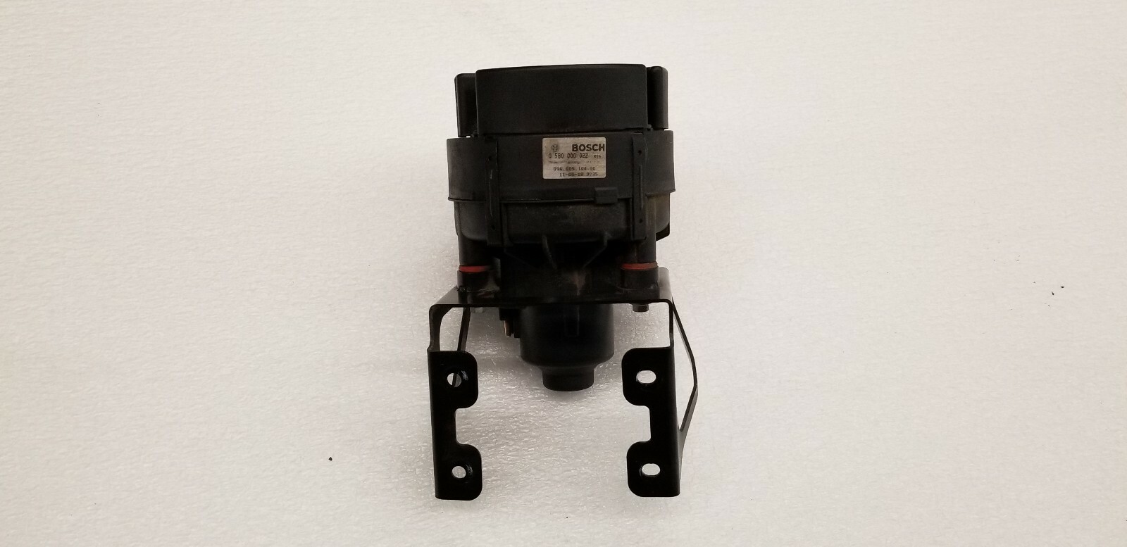 MCLAREN MP4-12C SECONDARY AIR INJECTION PUMP OEM 0580000022 996605104