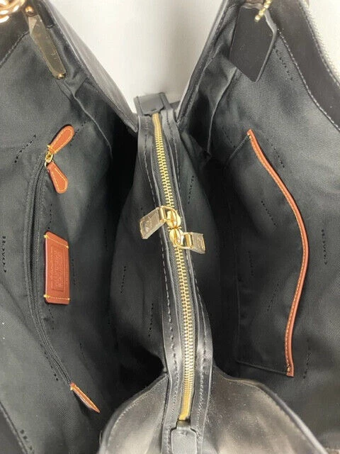 Borsa a tracolla Coach Badge jacquard Dalton 31 nero sale