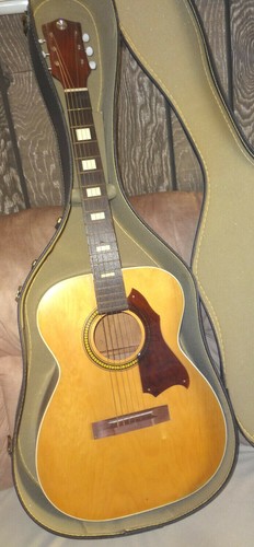 Vintage Sears y Robuck o SILVERTONE 319 guitarra acústica de EE. UU. 1970 |  eBay