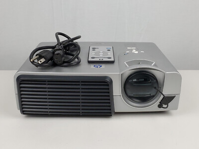 HP vp6111 DLP Projector SVGA Portable HD 1080i - Tested &works