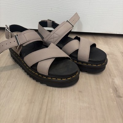 Dr. Martens Voss II Peach Beige Pisa Leather Sandals Womens 7