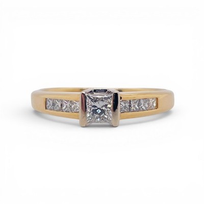 18ct Two Tone Diamond Engagement Ring 3.6g TDW 0.52ct Size M Preloved