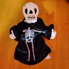 Ty Beanie Baby CREEPERS the Skeleton Halloween 2000 Retired Plush Black Robe Tag