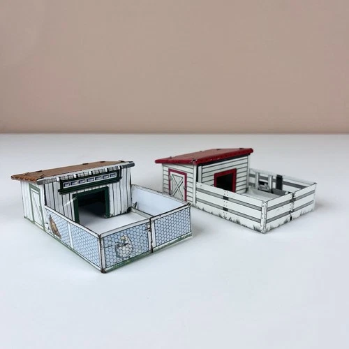 Marx Farm Set Tin Litho Chicken Shed Coop & Hog Pig Shed Vtg 1950s/1960s