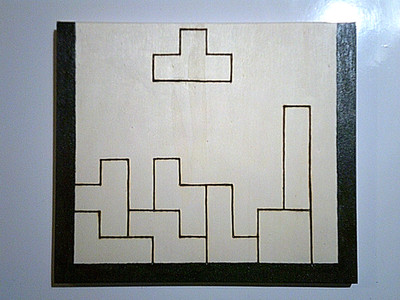Gemälde bemalt / pyrograviert Tetris Handarbeit 23cm Modell [1]