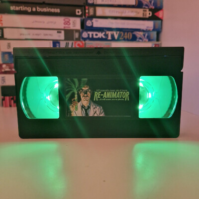 Re-Animator LED VHS Videokassette Lampe Geburtstag Weihnachten Geschenkideen Retro Horror Licht