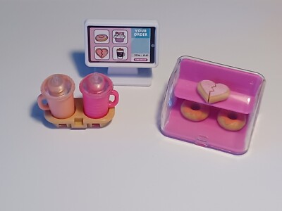 Lol OMG Mall of Surprises Food Court Register, Drinks, Donuts & Display Case Set