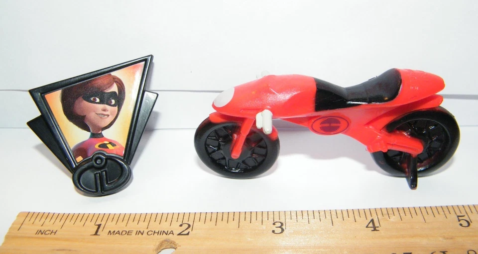 Juego de 15 figuras de película Disney Increíbles 2 con nuevos personajes, ciclo y bonificación Foto 4 de 4