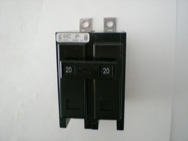 Cutler Hammer E7819 Type BA 2 Pole 30 Amp Circuit Breaker Lr43556 for
