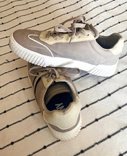 DKNY Low Top Gray/White/Black Colorblock Lace Up Rubber Men's Sneakers