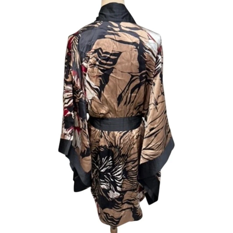 NWT!! "SOMA INTIMATES" Kimono Robe SZ S/M Asian Exaggerated Sleeves MSRP-140.00 - Image 3 of 4