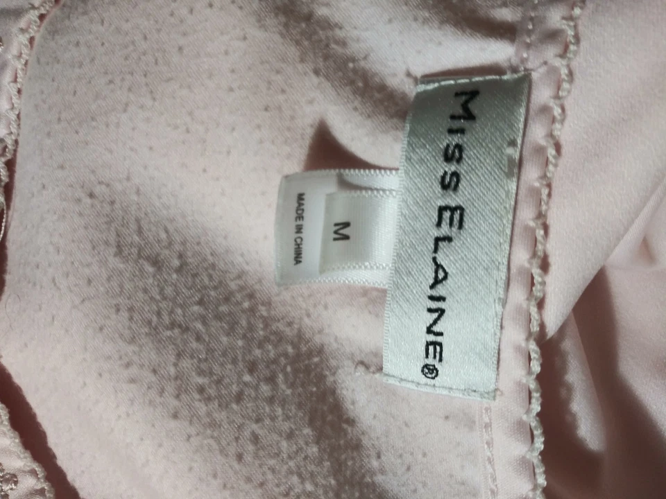 De Colección Satén Mudo Brillante Rosa Camisón Rosa Satinado Camisón Negligee con Smocking Foto 2 de 4