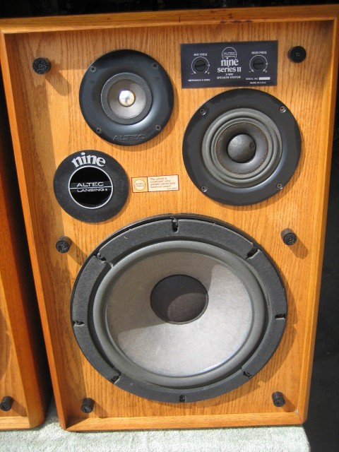 Altec lansing Nine Series II Book Shelf Speakers- Rare Tested And