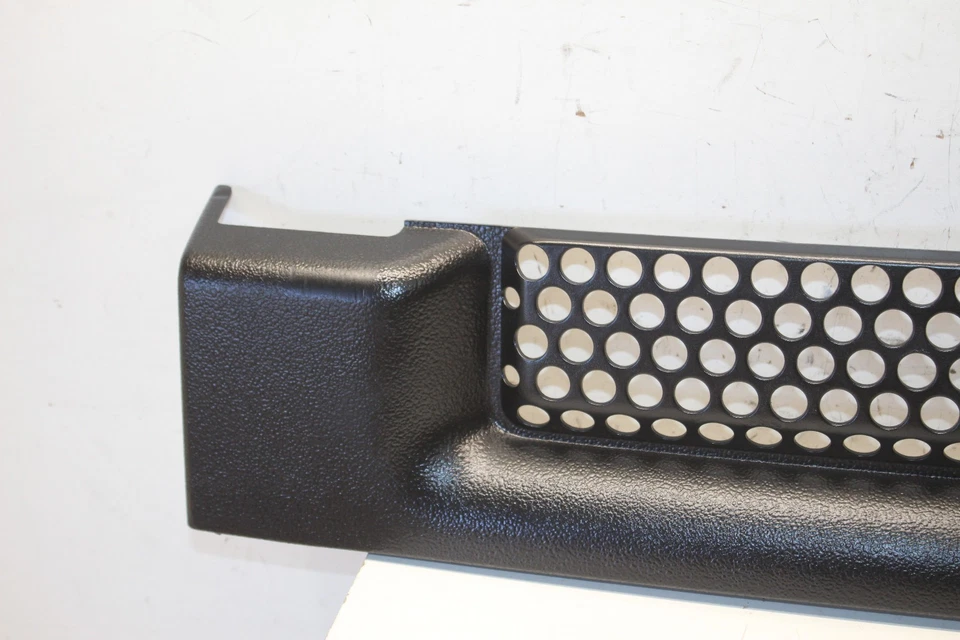 HUMMER H2 6.0 2003-2007 PARACHOQUES DELANTERO REJILLA INFERIOR CUBIERTA OEM Foto 3 de 4