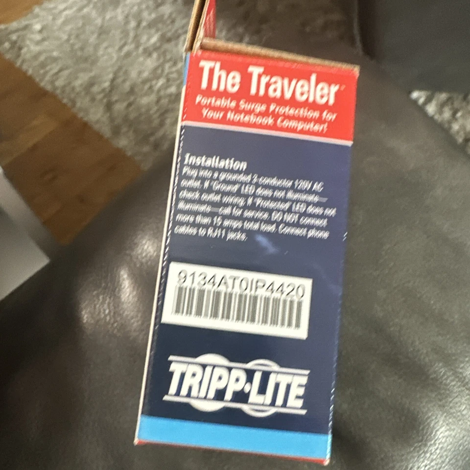 TRIPP LITE TRAVELER 2 Outlets 1050 Joules Direct Plug-in Surge Suppressor(NIB) - Image 3 of 4