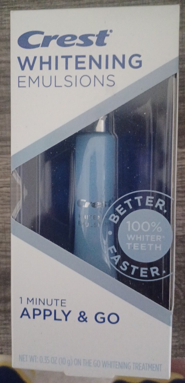 Crest Whitening Emulsions Leave on Whitening Treatment 1 Minute Apply