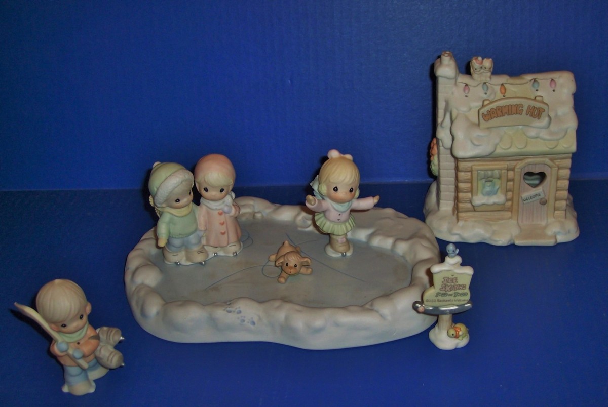 THE ENESCO プレシャスモーメント Skating Pond 陶器 Precious Moments Skating Pond 7 PIECE Set NIB 184128 | eBay