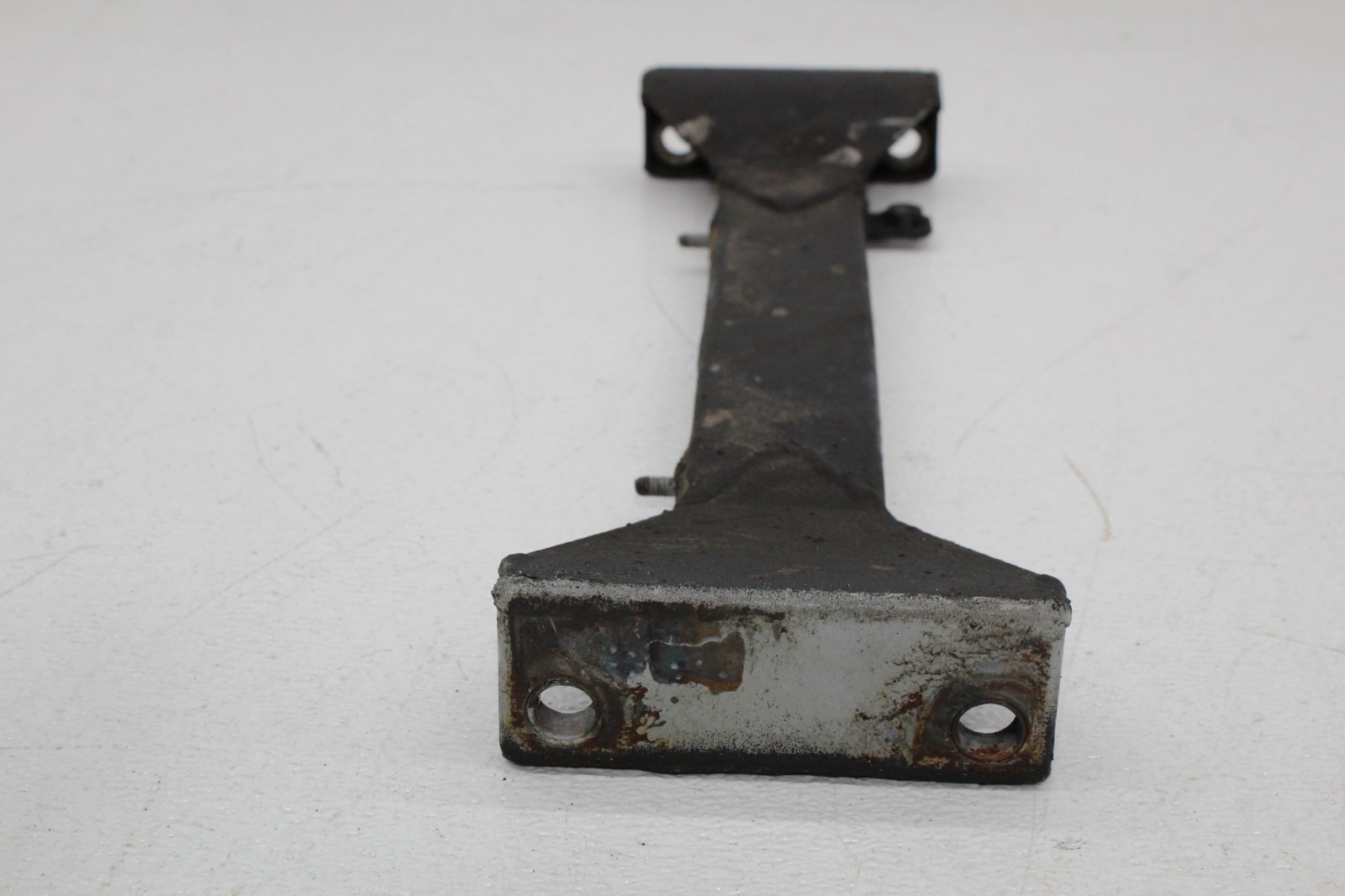 99-01 FERRARI 456 M ENGINE MOTOR CENTER BRACKET MOUNT