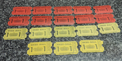 Showbiz Pizza Place Skee Ball Tickets Chuck E. Cheese's 18x Lot rot gelb 1986