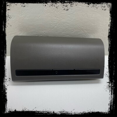 07 - 13 Chevy Silverado GMC Sierra UPPER GLOVE BOX Storage Cubby GRAY GREY U2C