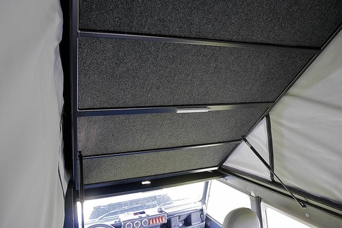 ALU-CAB Icarus Lift-Up Roof Conversion for Land Rover Defender 110 - Picture 12 of 14